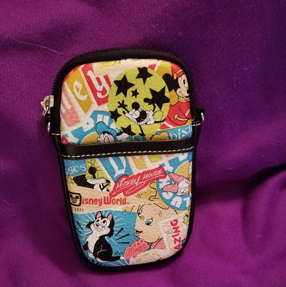 Walt Disney phone case - Picture 1 of 4